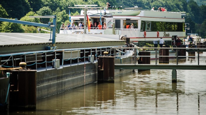 Schiffsunfall hat auf dem Main-Donau-Kanal