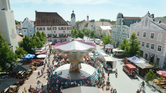 Erding: Riesiger Biergarten: Das Altstadtfest beginnt an diesem Freitag.
