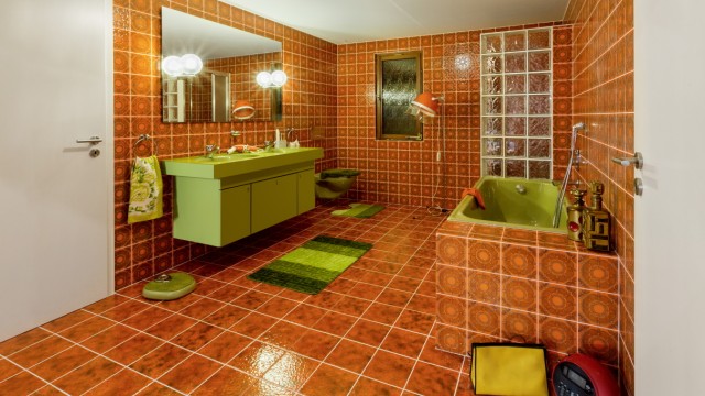 Design: Der Badezimmer-Furor der Siebzigerjahre, darunter ein Beispiel von heute.