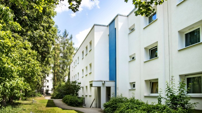 Starnberg: Mietwohnungen, wie in der Schloßpark-Siedlung in Gauting, sind rar im Landkreis Starnberg. Wenn sie renoviert sind, werden die Mieten erhöht.