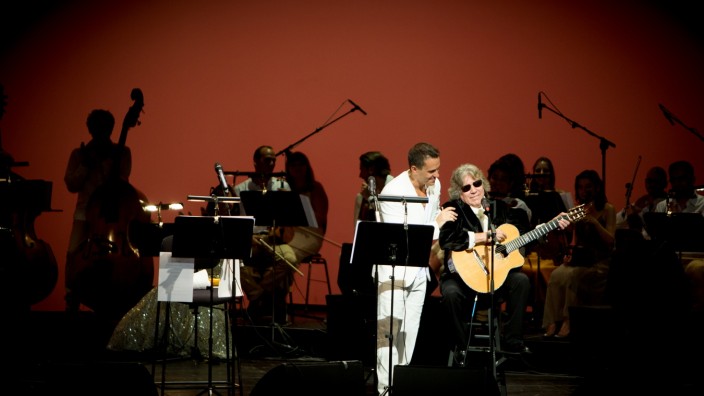 Kurzkritik: Ziemlich beste Freunde: Erwin Schrott und Jose Feliciano bei "Cuba Amiga" im Nationaltheater.