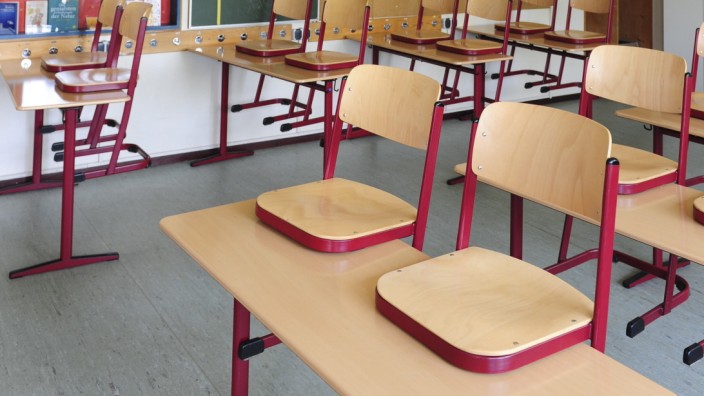 Gymnasium in Bayern: Viele vormalige Referendare werden im kommenden Schuljahr an keinem Gymnasium unterkommen.
