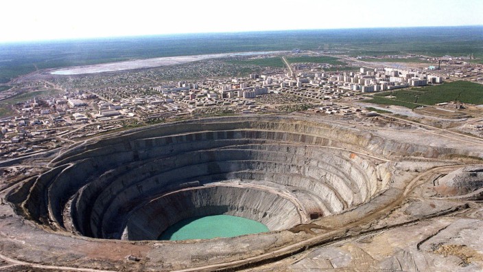Russland: Alles kreist um eins: Das sibirische Mirny ist eine der Städte, die in Sowjetzeiten wegen eines Rohstoffs entstanden - hier waren es Diamanten.