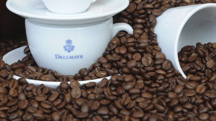 Dallmayr: Kaffeebohnen im Schaufenster des Dallmayr-Geschäftes in München: Röstkaffee ist der wichtigste Geschäftszweig des Delikatessen-Unternehmens.