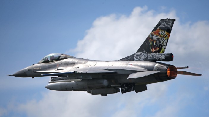 Luftkrieg: Kampfflugzeuge vom Typ F-16 für Kiew? Ja, aber nicht jetzt, sagen die USA.