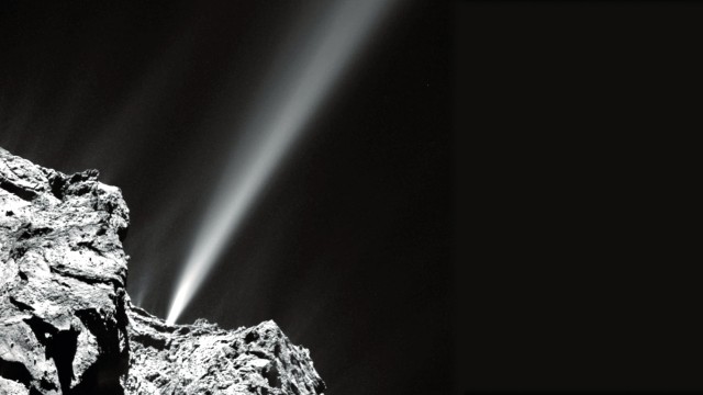 Rosetta-Mission: Immer wieder speit der Komet Tschuri Gasfontänen ins All.