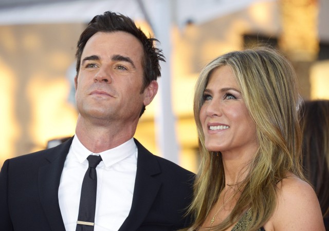 Jennifer Aniston marries Justin Theroux in private Bel Air ceremo