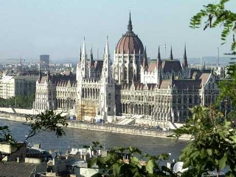 Das ungarische Parlament in Budapest