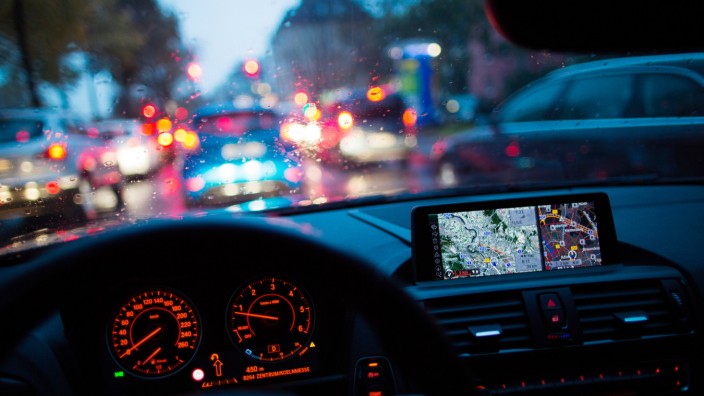 Regulierung: Autos erheben mit ihren Sensoren viele Daten. Künftig soll der Fahrer bestimmen, wer diese Daten nutzen darf.