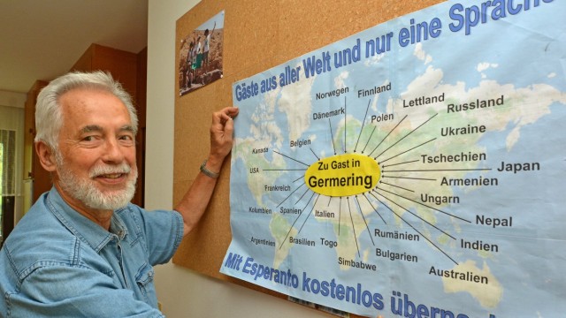 Germering: Karl Breuninger will die Sprache pflegen. Deshalb gehört er der Germeringer Esperantogruppe an, ebenso wie Mitglieder aus Puchheim oder Gröbenzell.