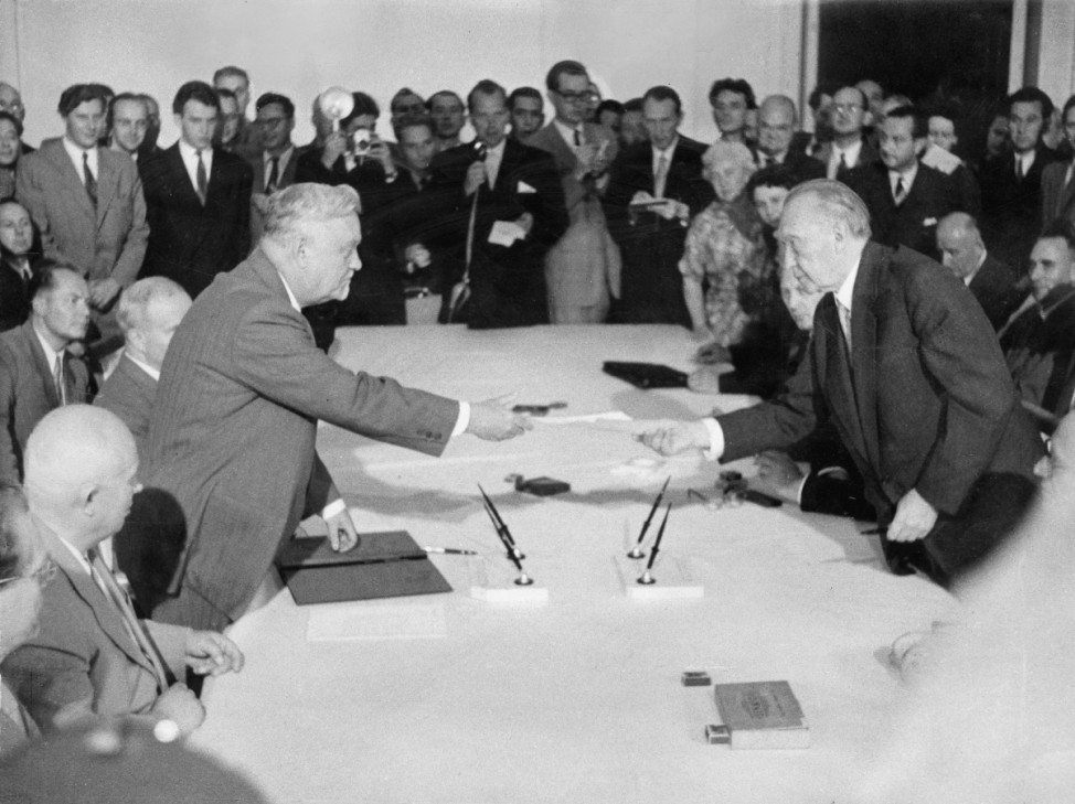 Konrad Adenauer und Nikolai Bulganin in Moskau,1955