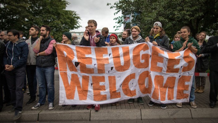 NRW nimmt mehr als 1000 Flüchtlinge auf