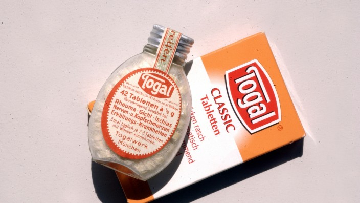 Pharmaunternehmen Togal: Togal enthielt Acetylsalicylsäure, Lithium und Chinin.