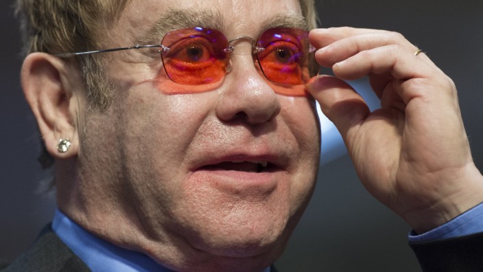 Elton John Putin