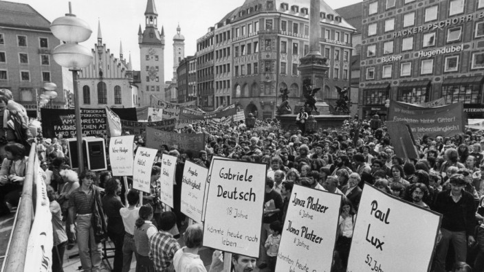 Demonstration zum Jahrestag des Oktoberfestattentats, 1981