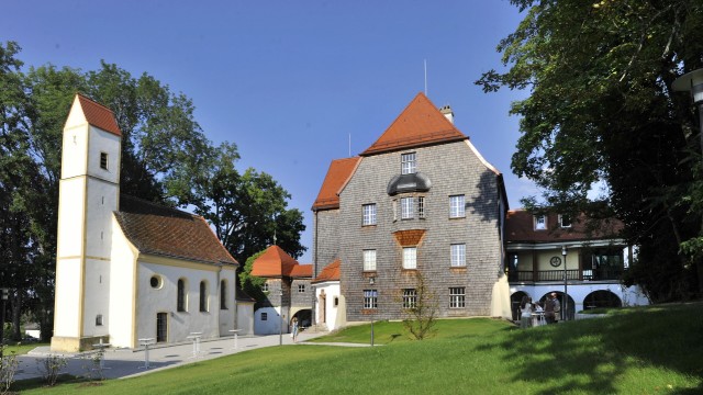 Kempfenhausen  Schloss