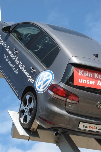 Abgas-Affäre: Mitgefangen, mitgehangen: Die VW-Bank könnte Probleme bekommen.