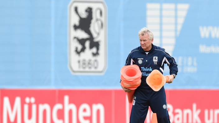 Training 1860 München mit Möhlmann