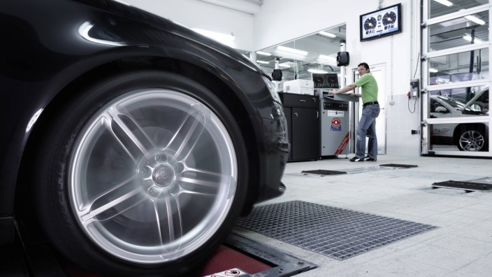Abgas-Affäre: Noch arbeitet VW daran, wie die manipulierten Dieselfahrzeuge in den Werkstätten nachgerüstet werden sollen.