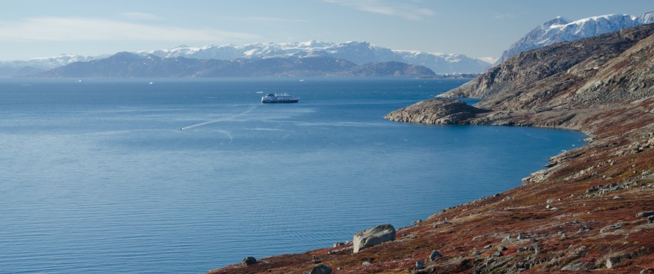 Expedition in die Arktis: Der Scoresby Sund an der ostgrönländischen Küste ist das größte Fjordsystem der Welt.