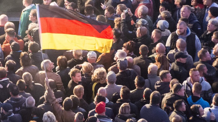 AfD im Aufschwung: Seit einigen Wochen ruft die Thüringer Alternative für Deutschland in Erfurt zu Demonstrationen auf.