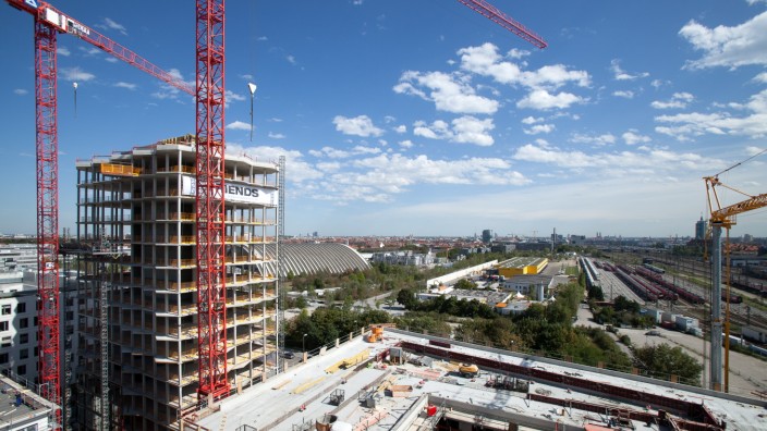 Baustelle für Wohnhochhäuser in München, 2015