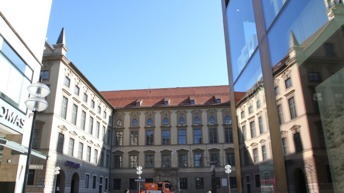 Denkmalschutz: Die Alte Akademie befindet sich rein kommerziell gesehen in Bestlage an der Fußgängerzone.