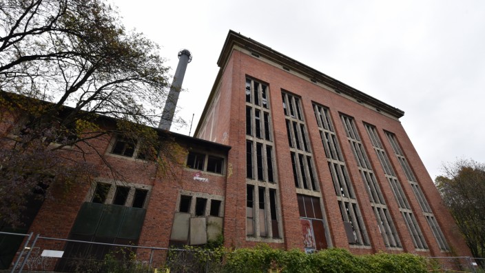 Sanierung des Gasteig: Seit rund 50 Jahren steht das ehemalige Heizkraftwerk in Aubing leer. Es wirkt nach Einschätzung der Denkmalpfleger "fast wie eine Kathedrale".