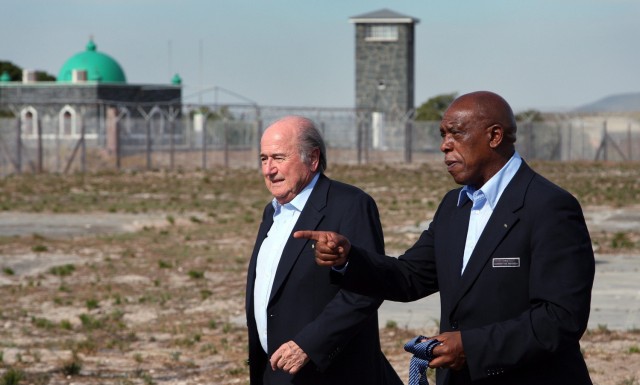 Tokyo Sexwale intends to run for FIFA presidency