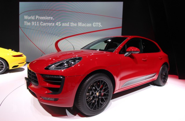 Porsche Macan GTS auf der Tokio Motor Show 2015.