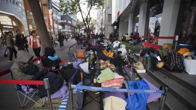 Shoppers tent overnight for first chance at new H&M collection