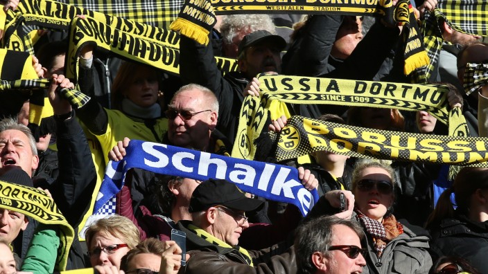 Fußball,Fussball,                           28.02.2015 Champions League , Saison 2014/2015 BVB Borussia Dortmund - FC Schalke 04  Derby
