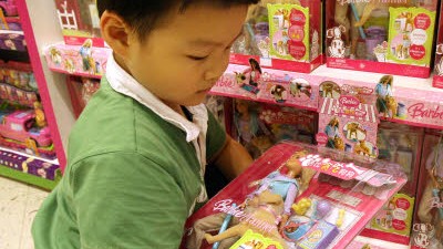 Gefährliches Spielzeug: Barbie-Puppe: Im vergangenen Jahr musste der amerikanische Hersteller Mattel das Spielzeug-Set zurückziehen.
