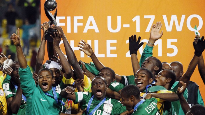 U17-WM: Und wieder Weltmeister: Nigerias U17 feiert den Titel.