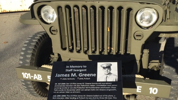 Pullach: Die Gedenktafel für James M. Greene stand kurz in Pullach und wurde dann nach Texas geschickt.
