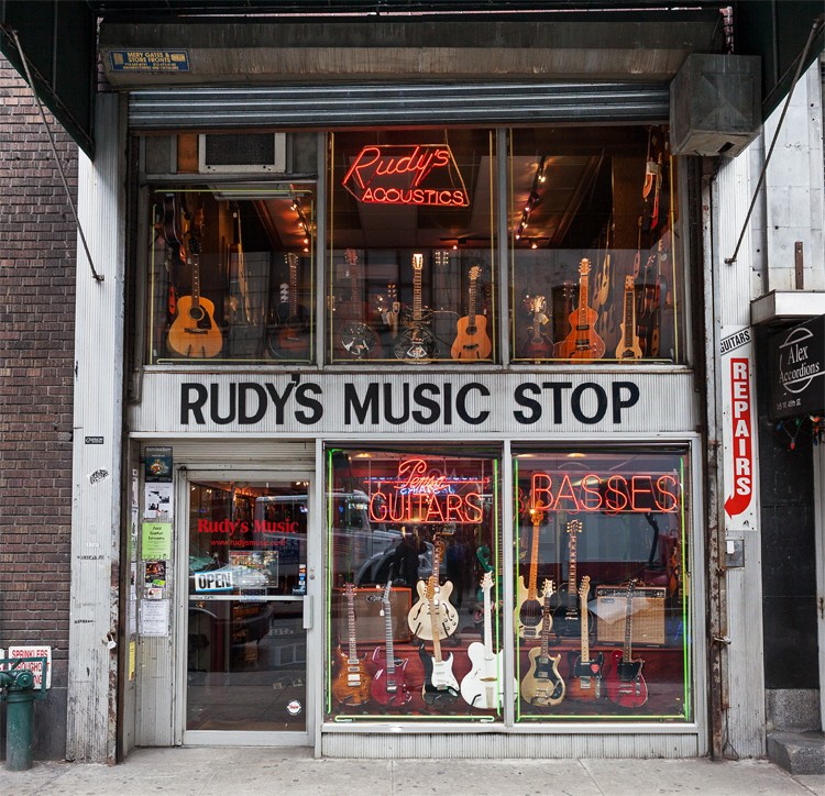 New York Store Front II -  A History preserved
The disappearing Face of New York