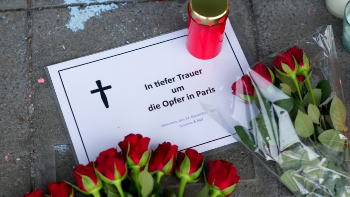 Anschläge in Paris - Trauer in München
