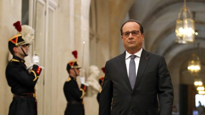 French President Hollande adresses parliament on Paris attacks re