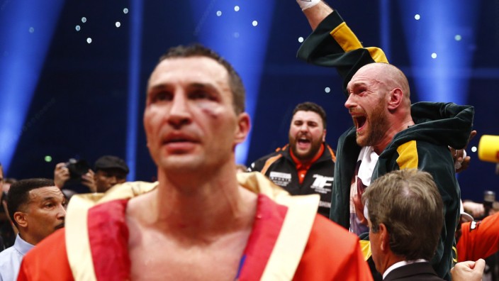 Wladimir Klitschko v Tyson Fury WBA, IBF & WBO Heavyweight Title's