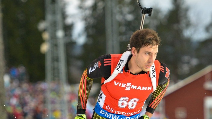 OSTERSUND SWEDEN DECEMBER 5 2015 Biathlete Arnd Peiffer of Germany competes in the men s 10km sp