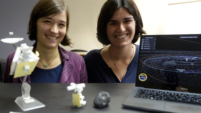 Bundeswehr-Uni: In diesem Jahr erhielten Alena Probst (links) und Graciela González Peytaví für ihre Arbeit eine Amelia-Earhart-Fellowship der Organisation Zonta.