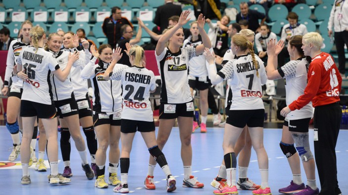 Handball-WM der Frauen: Große Aufgabe im Achtelfinale: Die deutschen Handball-Frauen treffen bei der Weltmeisterschaft nun auf Norwegen.