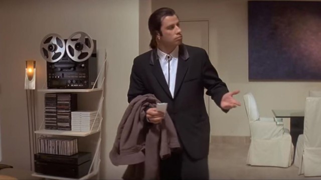 Netzwelt: Vor 21 Jahren lief Pulp Fiction im Kino. Nun ist John Travolta als Vincent Vega zu einem Meme geworden.