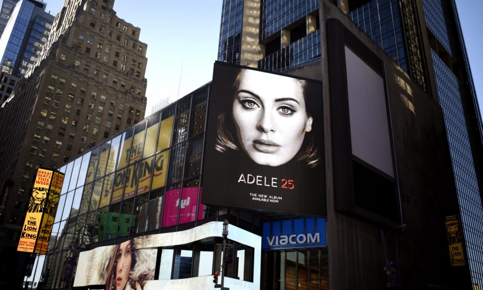 Adele's new album '25' released