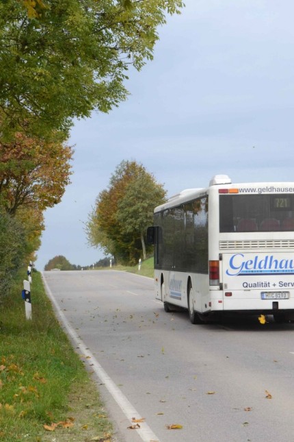 MVV im Landkreis: Geldhauser verdrängte örtliche Busunternehmen. Der Münchner Großbetrieb setzte sich bei einer europaweiten Ausschreibung durch.