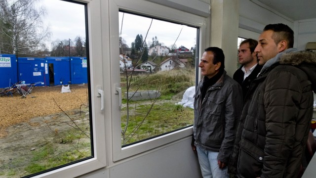 Flüchtlinge in Ebersberg: Mohammad Nasim wohnt im Container.