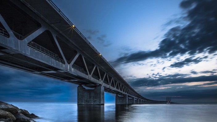 Öresundbrücke Øresundsbroen weltweit längste Schrägseilbrücke Verbindung Kopenhagen mit Malmö Dä
