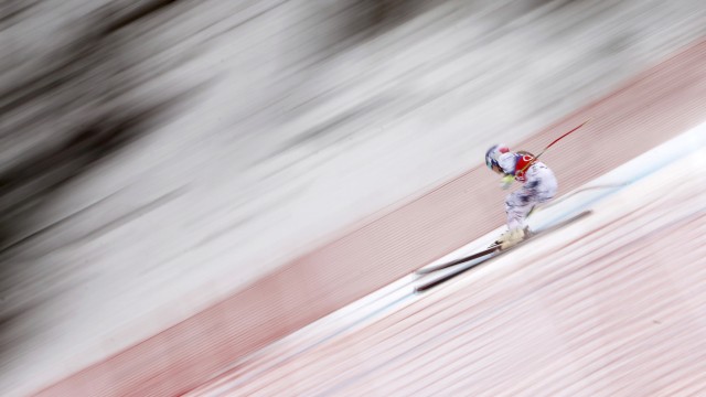 Vonn of the U.S. skis in the second run of the Women's Sprint Downhill race of the Alpine Skiing World Cup in Zauchensee
