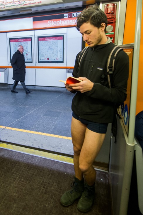 No Pants Subway Ride in Vienna