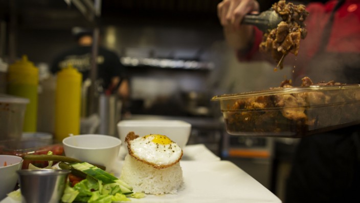 Restaurants: In den meisten US-Restaurants wird mehr auf die Teller gefüllt, als zu empfehlen ist.